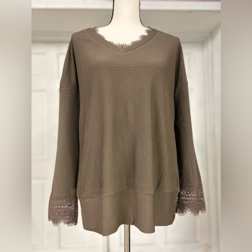 Long sleeve vneck
